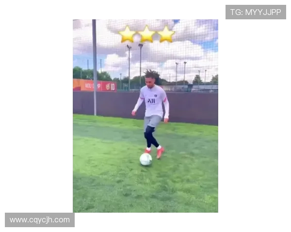 足球明星品味茶文化的独特魅力与生活方式探秘