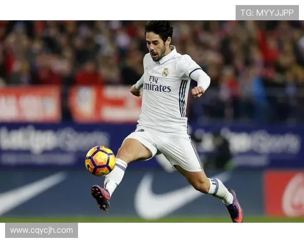 足球明星精彩花式过人技巧集锦让你领略球场魅力与风采